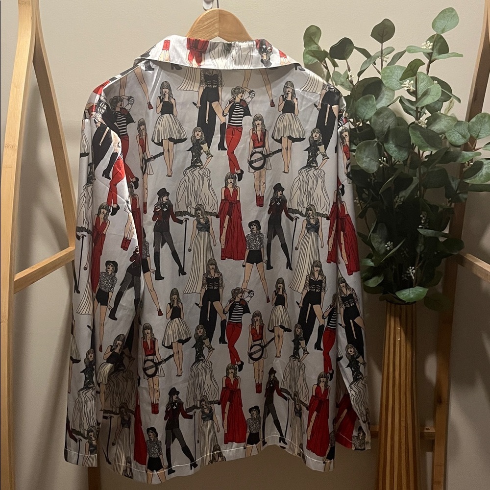 Taylor Swift Satin Long Sleeve Button Down Shirt - Picture 4 of 5